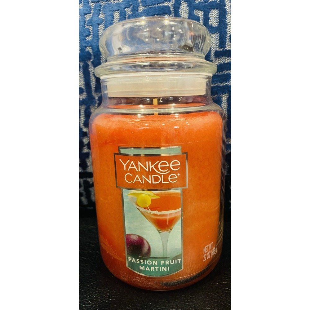 Yankee Candle - Scented Candle - Passion Fruit Martini - 1 Wick - 22 oz - NEW